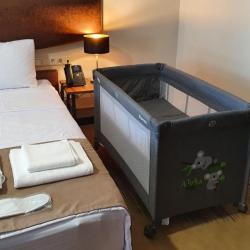 Фото Отель Carousel Hotel (Карусель)