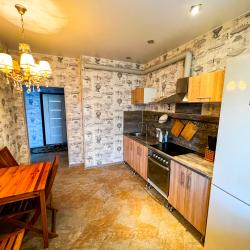 Фото Отель AlexHome (АлексХоум) на улице Молодёжная 2