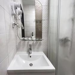 Номер стандарт эконом с 1 двуспальной кроватью (с завтраком)