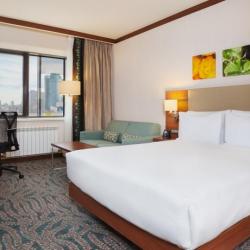 Фото Отель Hilton Garden Inn Astana (Хилтон Гарден Инн Астана)