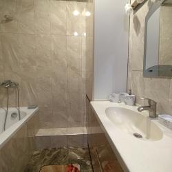 Фото Апартаменты на улице Артема