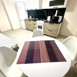 Фото Апартаменты на улице Самаровская 8 корпус 1