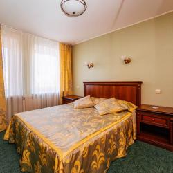 2-комнатный номер стандарт семейный с 2 двуспальными кроватями