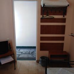 Комната с 1 односпальной кроватью (удобства на этаже)