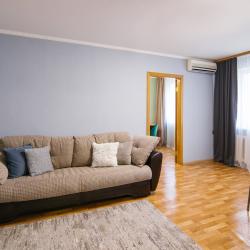 Фото Апартаменты на улице Лейтенанта Шмидта 7