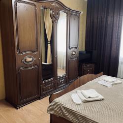 Номер стандарт с 1 двуспальной кроватью