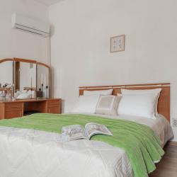 2-комнатные апартаменты улучшенные Двухкомнатные апартаменты у Храма Ильи Пророка, на втором этаже