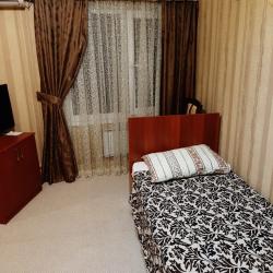 Номер стандарт с 2 односпальными кроватями и дополнительным местом