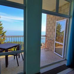 3-местные 2-комнатные апартаменты люкс с видом на море