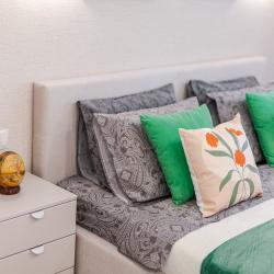 Фото Апартаменты на улице Николая Баженова 2а