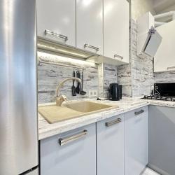 Фото Отель Море Квартир на переулке Белорусский