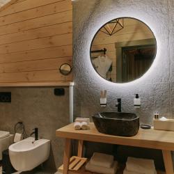 Шале Фэмили