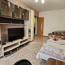 Фото Апартаменты на проспекте Комсомольский 42