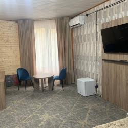 Номер стандарт с 1 двуспальной кроватью