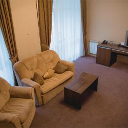 Номер премиум с 1 двуспальной кроватью