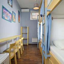 Кровать в 4-местном общем номере