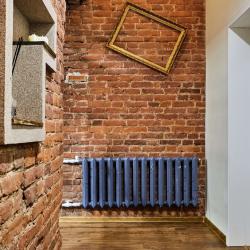 Фото Отель FlatStay Мойки 82| Трёшка у Исаакиевского собора в стиле Лофт, с просторной гостиной и 2-м ярусом