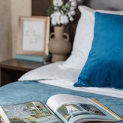 Номер стандарт с 1 двуспальной кроватью (мансарда)