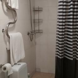 Номер стандарт улучшенный с 1 двуспальной кроватью
