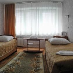 Номер стандарт с 2 односпальными кроватями (с завтраком)