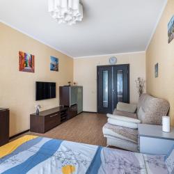 Фото Апартаменты на улице Меридианная 13