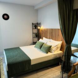 Апартаменты студия гостиничный комплекс Радуга 10И