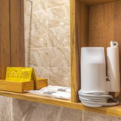 Номер люкс с 1 двуспальной кроватью