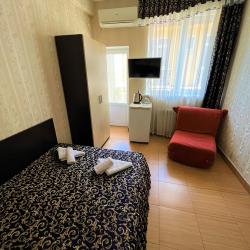 3-местный номер стандарт с балконом