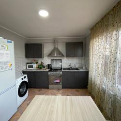 Фото Отель Bishkek Backpackers ( Бэкпакерс)