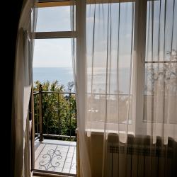 Комната люкс с 2 односпальными кроватями (вид на море)