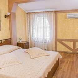Номер люкс с 1 двуспальной кроватью