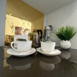 Номер повышенной комфортности с 1 двуспальной кроватью #8