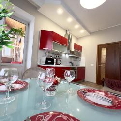 2-комнатные апартаменты люкс рядом с Набережной с видом на Бульвар Дзержинского