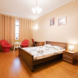 Хостел — 440677e4385aab29a2476632355ddf75