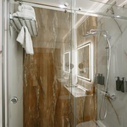 Номер делюкс с 1 двуспальной кроватью