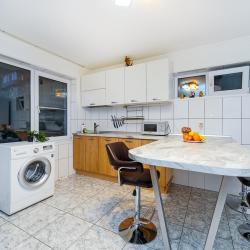 Фото Апартаменты на Крымской ГОСТИ-24