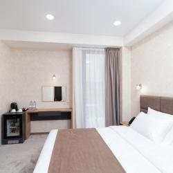 Фото Отель Brooch Boutique Hotel (Броуч)