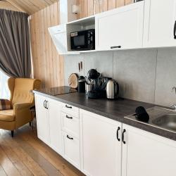 Фото Отель BarnHouse Village (БарнХаус Виллэдж)