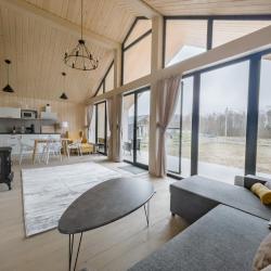 Фото Отель BarnHouse Village (БарнХаус Виллэдж)