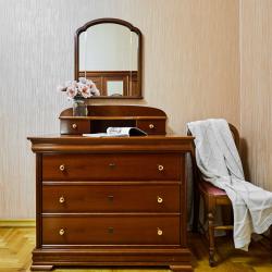 Фото Отель FlatStay Невский 170 | Трешка в центре с эркером и высокими потолками