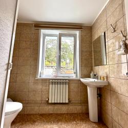 Номер полулюкс с 1 двуспальной кроватью