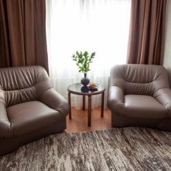 Номер люкс с 1 двуспальной кроватью