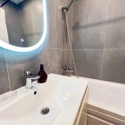 1-комнатные апартаменты люкс на 17 этаже с видом на реку Тура