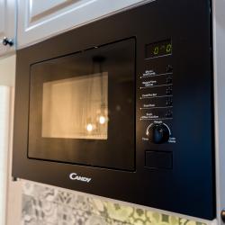 Фото Отель LetoApart (ЛетоАпарт) на улице Суворовская 77-312