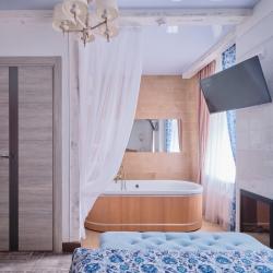 Номер стандарт улучшенный с 1 двуспальной кроватью