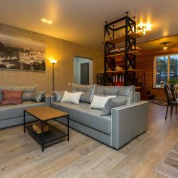 Фото Отель VIP Коттедж Loft House Scout (ВИП Коттедж Лофт Хаус Скаут)