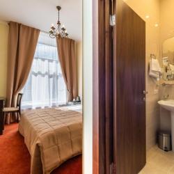 Комната стандарт с 1 двуспальной кроватью