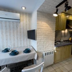 Фото Отель Tolstoy Apart (Толстой Апарт) на улице Демонстрации 38
