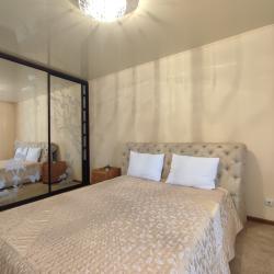 Фото Апартаменты на улице Степанца 3