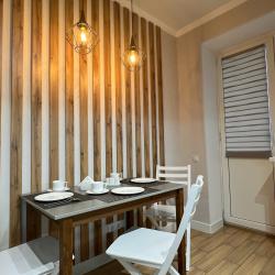 Фото Апартаменты на улице Орджоникидзе